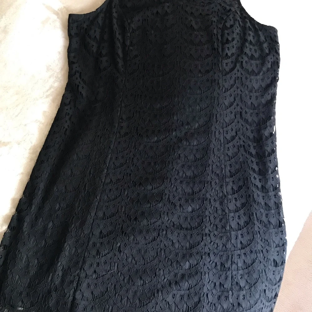 Isaac Mizrahi lace dress - Picture 2 of 3